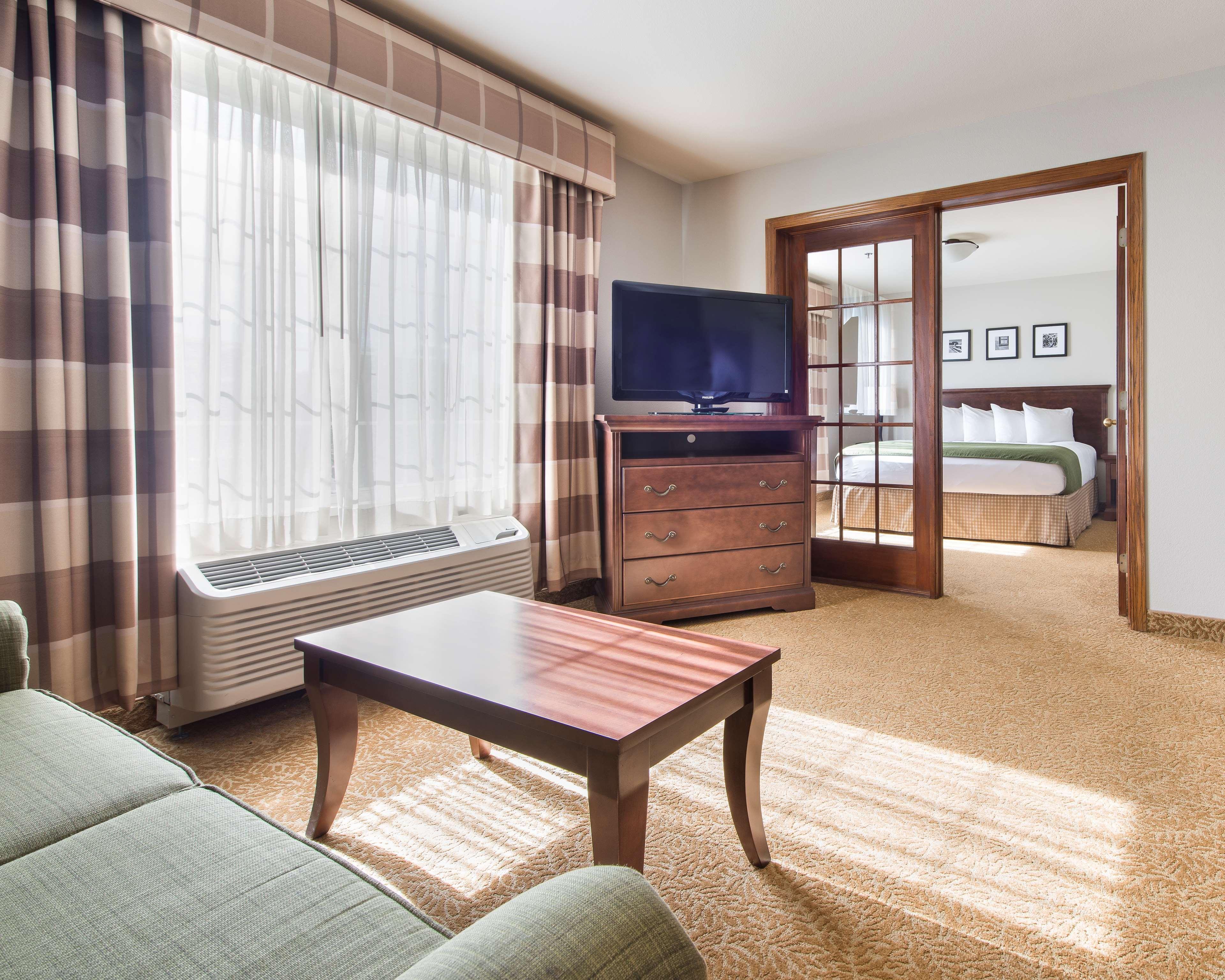 Country Inn & Suites By Radisson, Greeley, Co ภายนอก รูปภาพ